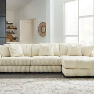 211 - 3PC Sectional RAF Chaise