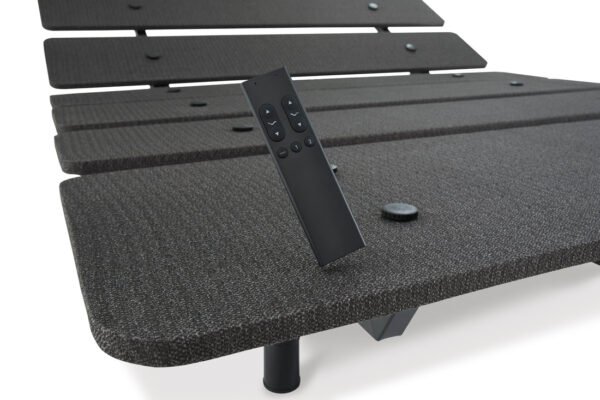 Ashley M8X2 - Twin XL Adjustable Base (USB) - Image 2